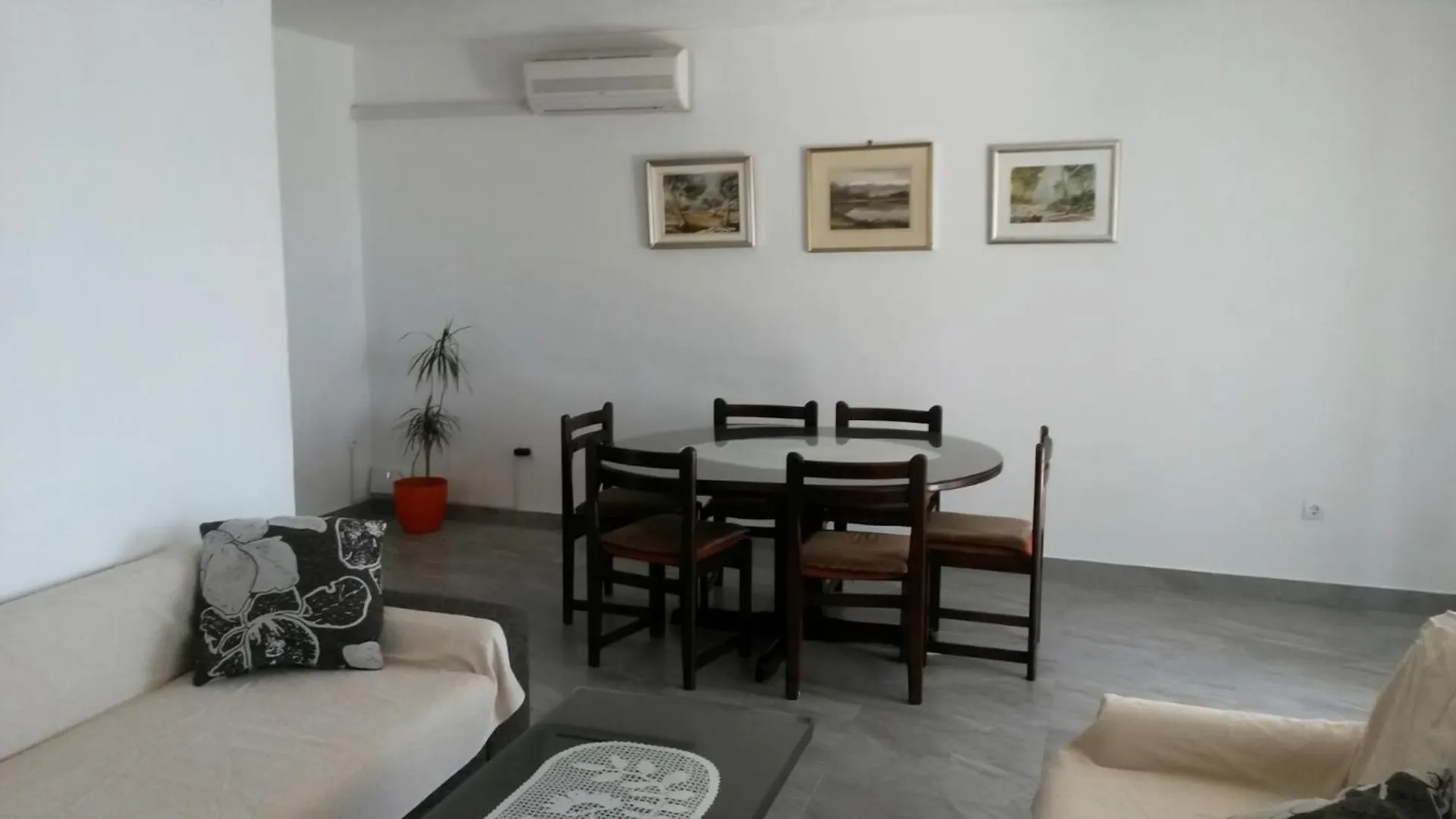Tolles Haus In Okrug Gornji Mit Eigenem Balkon Βίλα Τρογκίρ Κροατία